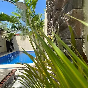 Basic Hotel