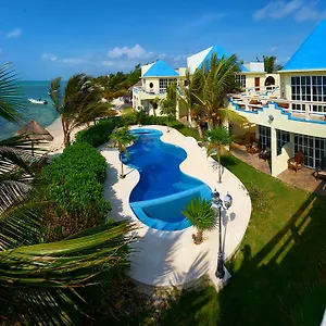 Casa Cenote Bed & Breakfast